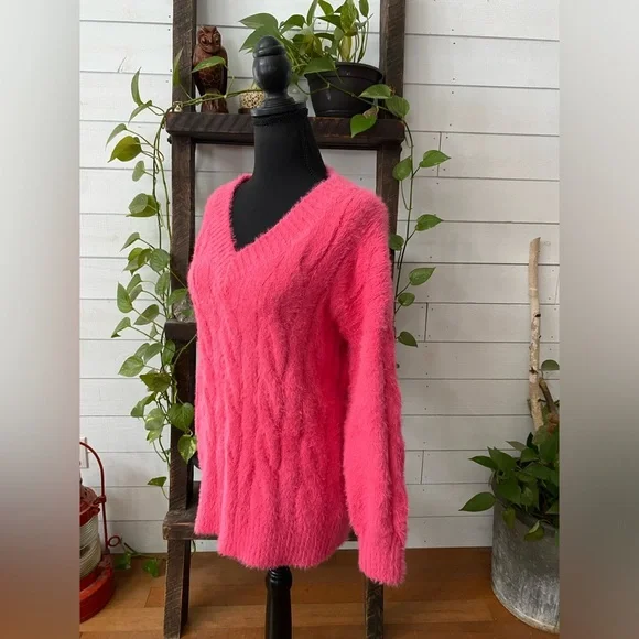 Lucky Brand: Pink Fuzzy Cable Knit V Necklace Sweater - Picture 16 of 17